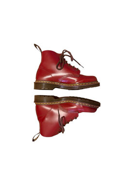 Dr. Martens Cherry 101 MIE 6 eye Boots UK7